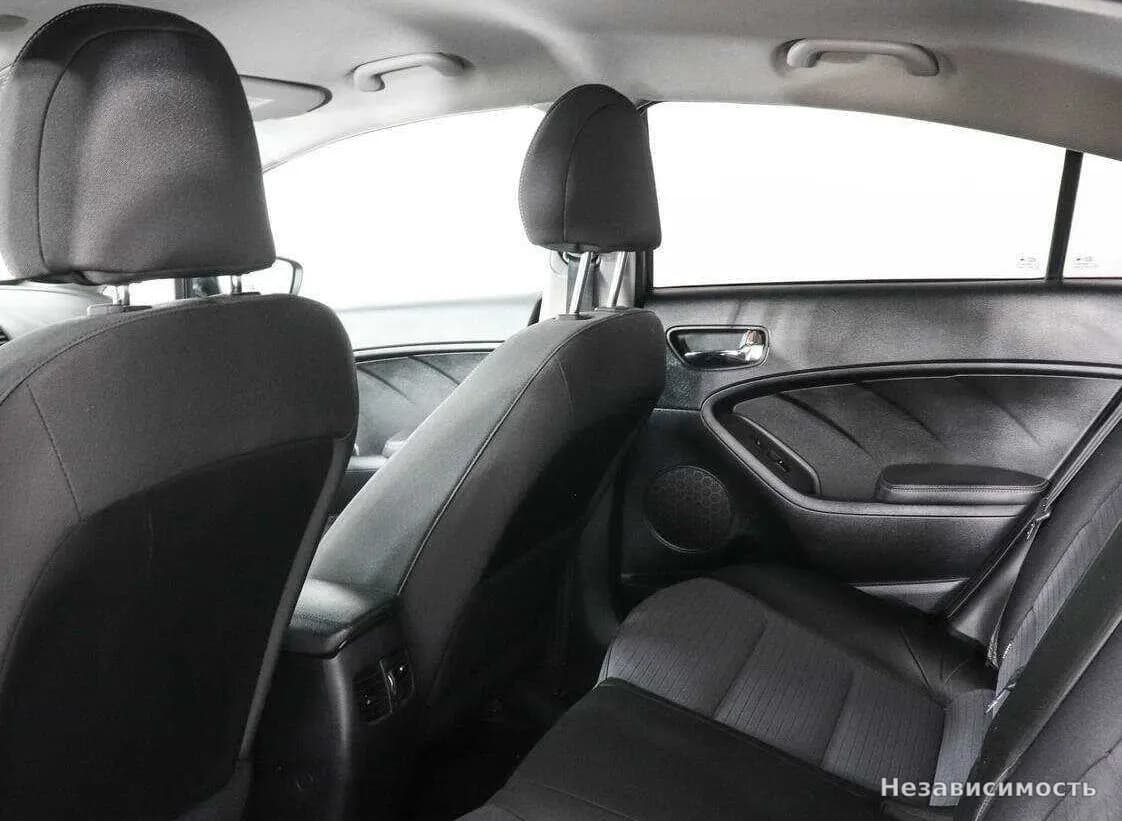 KIA Cerato 2018 с пробегом — фото 8