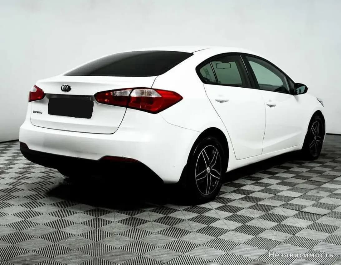 KIA Cerato 2016 с пробегом — фото 5