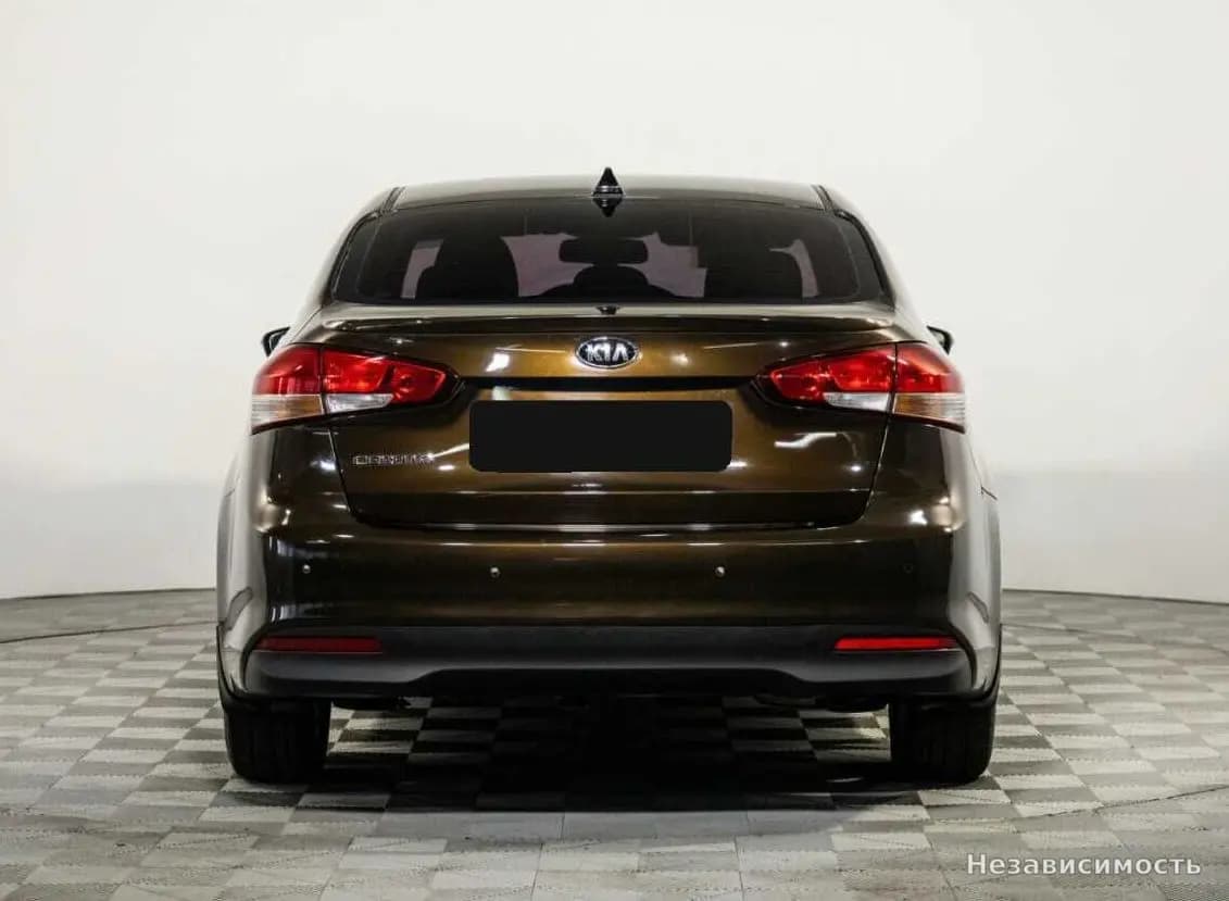 KIA Cerato 2018 с пробегом — фото 5