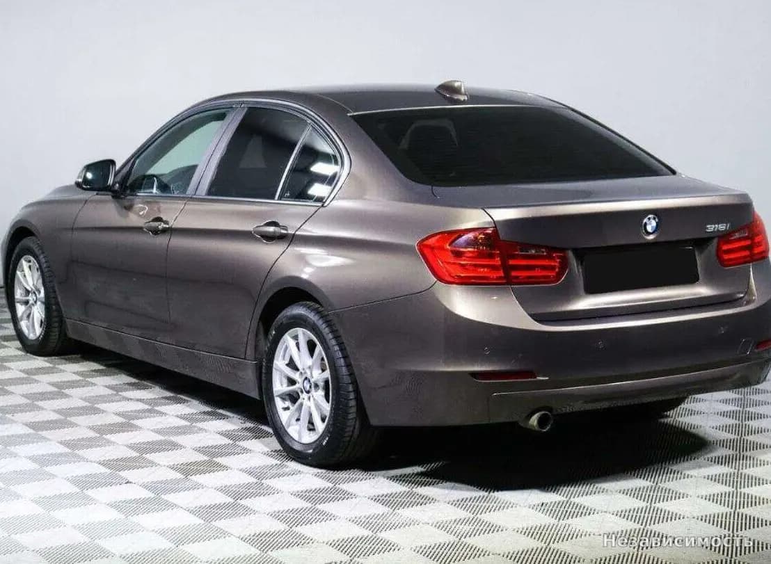 BMW 3 серии 2013 с пробегом — фото 5