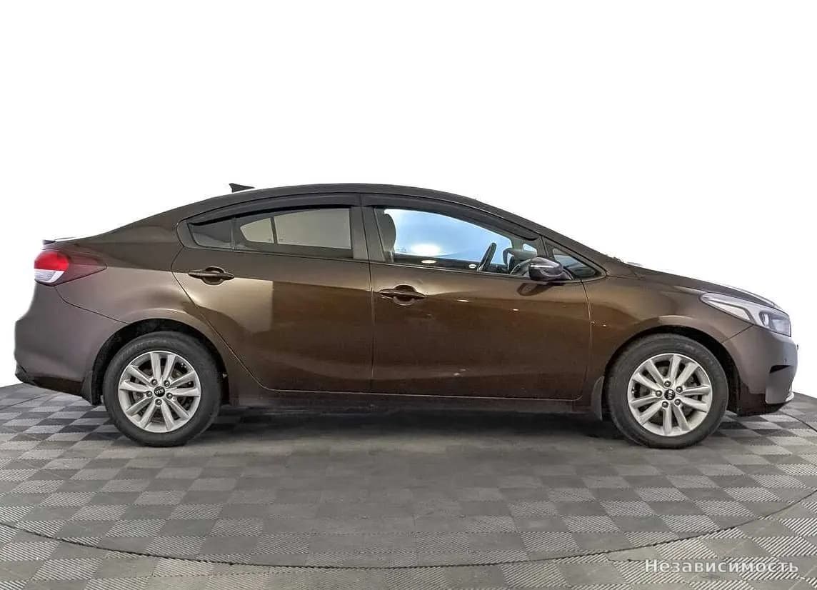 KIA Cerato 2019 с пробегом — фото 4