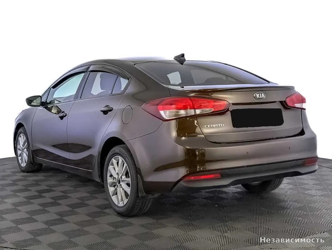KIA Cerato 2019 с пробегом — фото 7