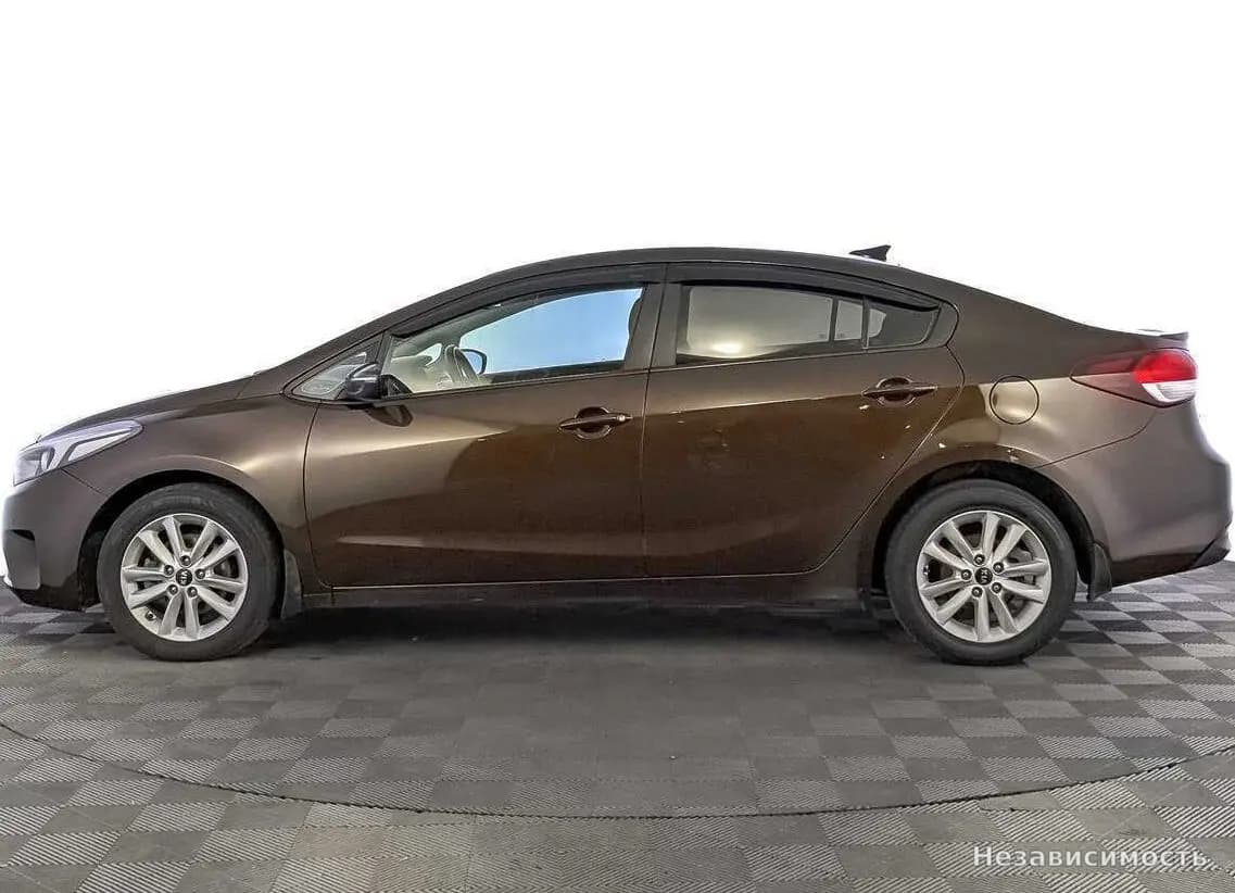 KIA Cerato 2019 с пробегом — фото 8