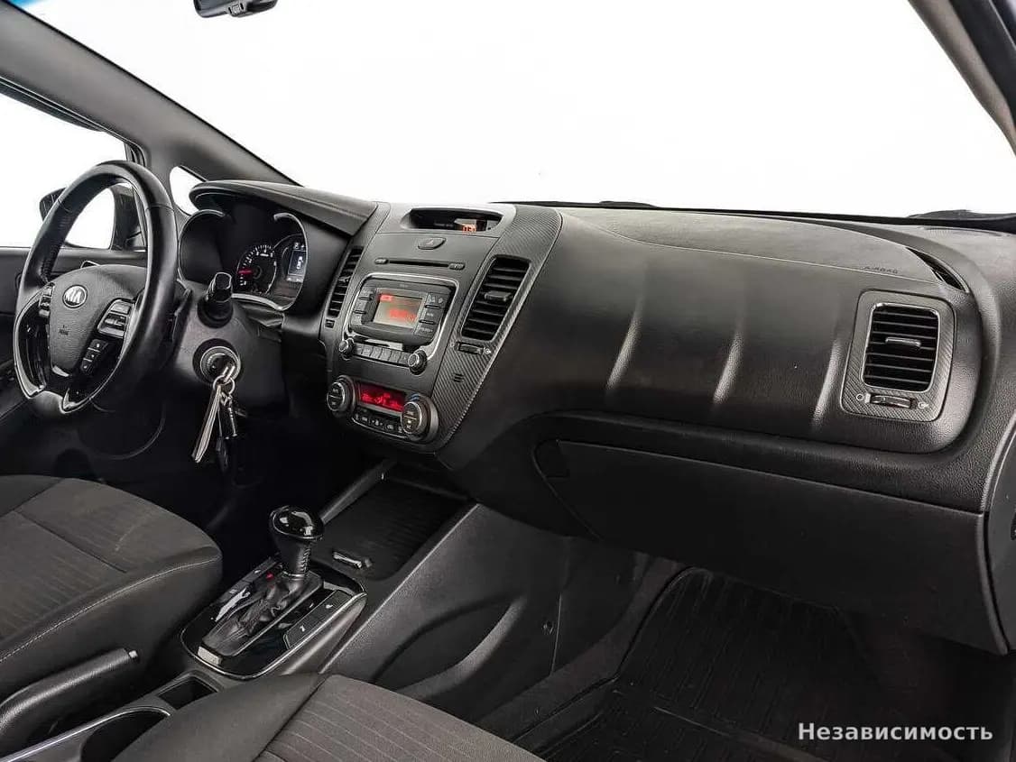 KIA Cerato 2019 с пробегом — фото 9