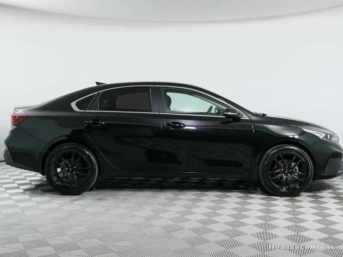 KIA Cerato 2022 с пробегом — фото 4