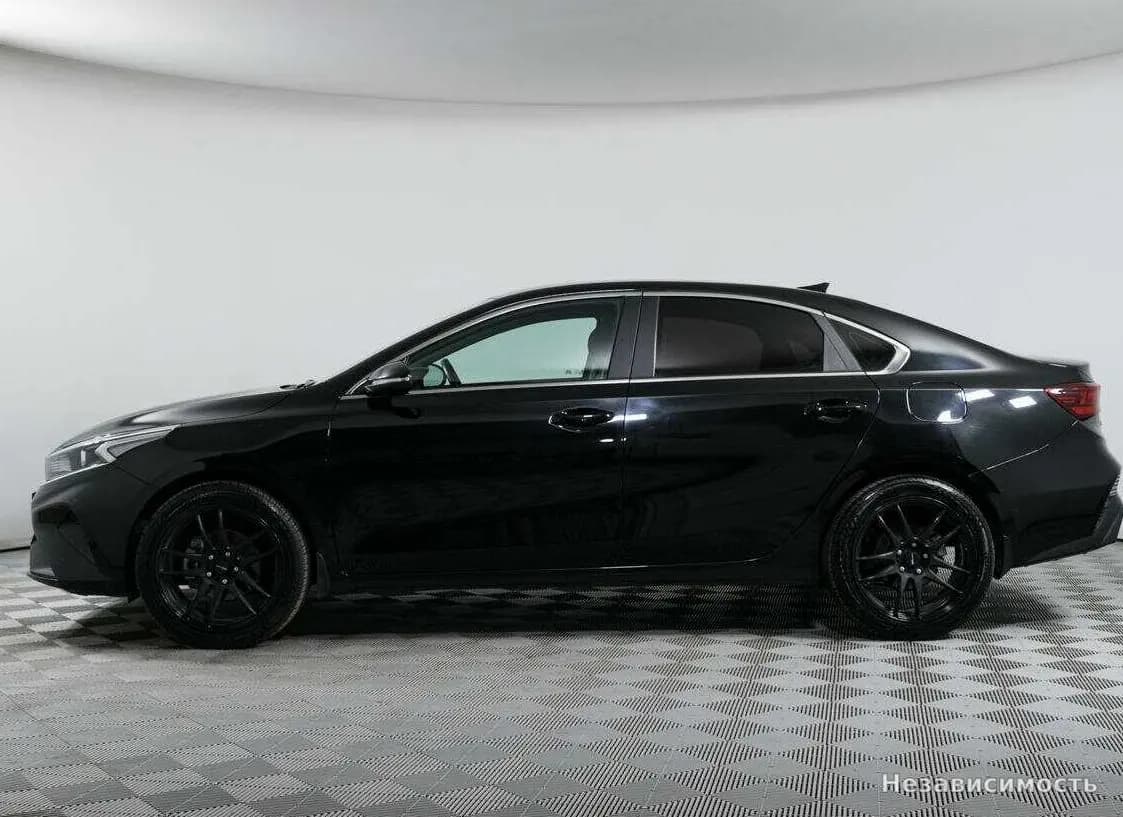 KIA Cerato 2022 с пробегом — фото 8