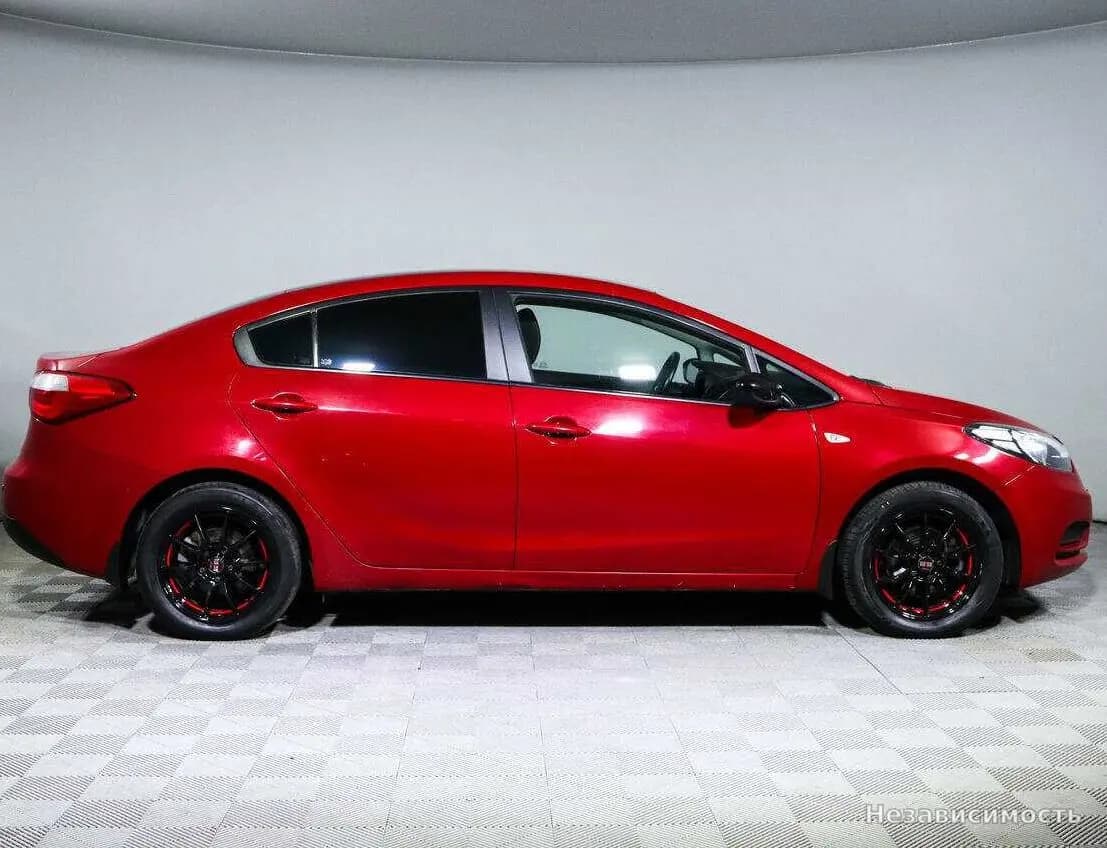 KIA Cerato 2014 с пробегом — фото 4