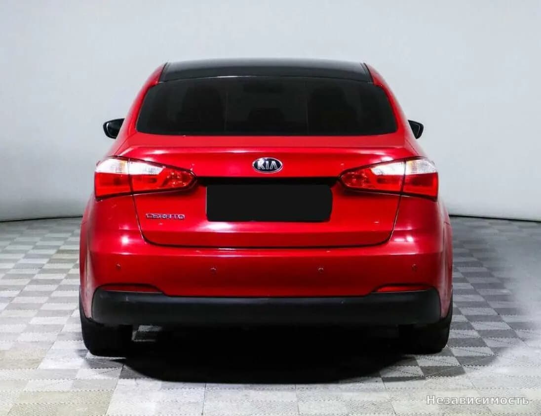 KIA Cerato 2014 с пробегом — фото 6