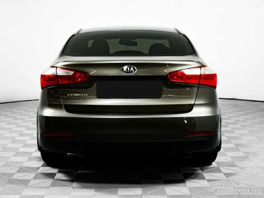 KIA Cerato 2014 с пробегом — фото 6