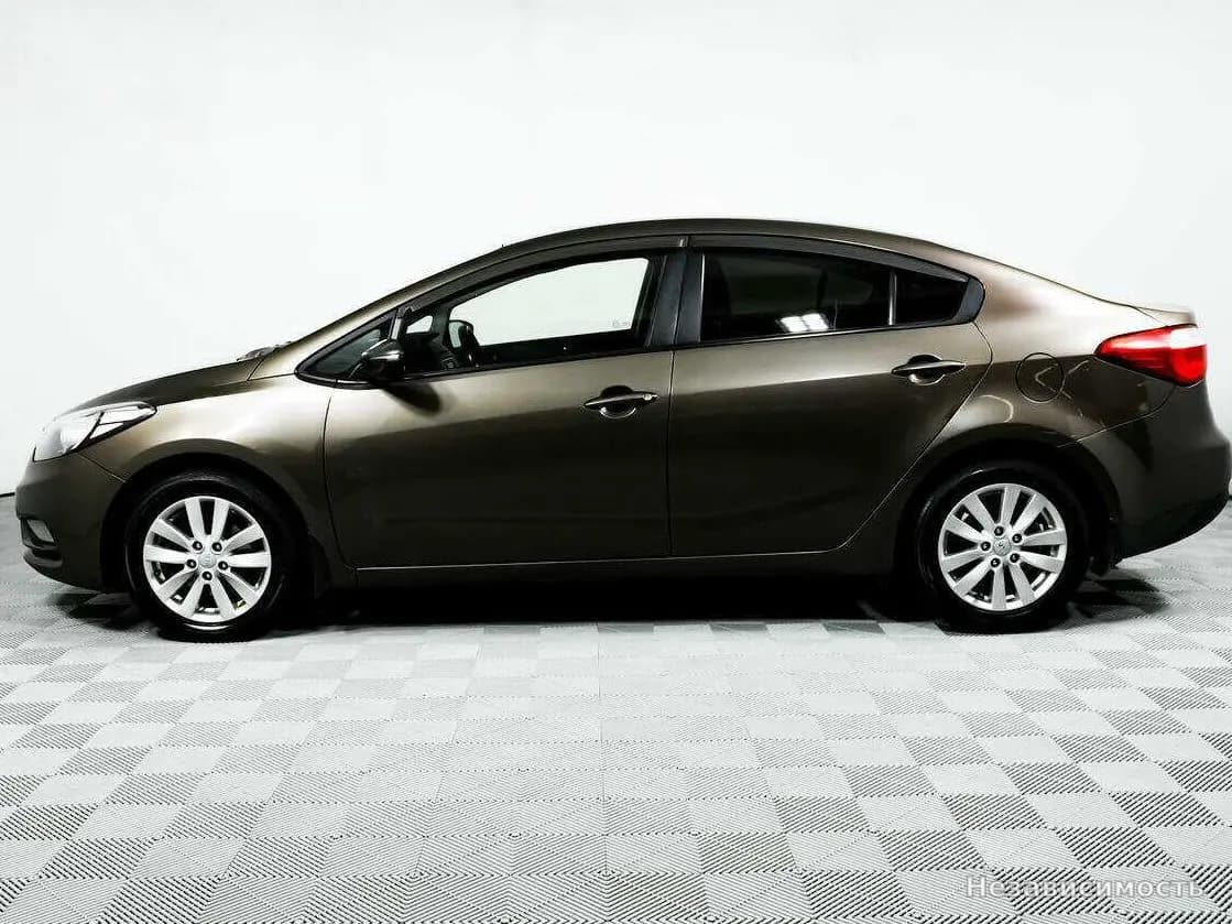 KIA Cerato 2014 с пробегом — фото 8