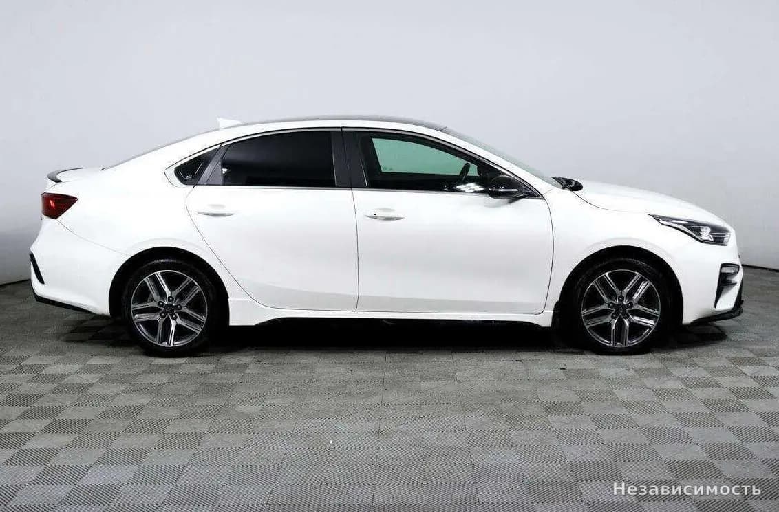 KIA Cerato 2020 с пробегом — фото 4