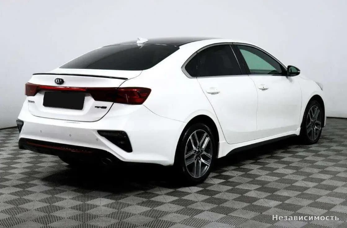 KIA Cerato 2020 с пробегом — фото 5