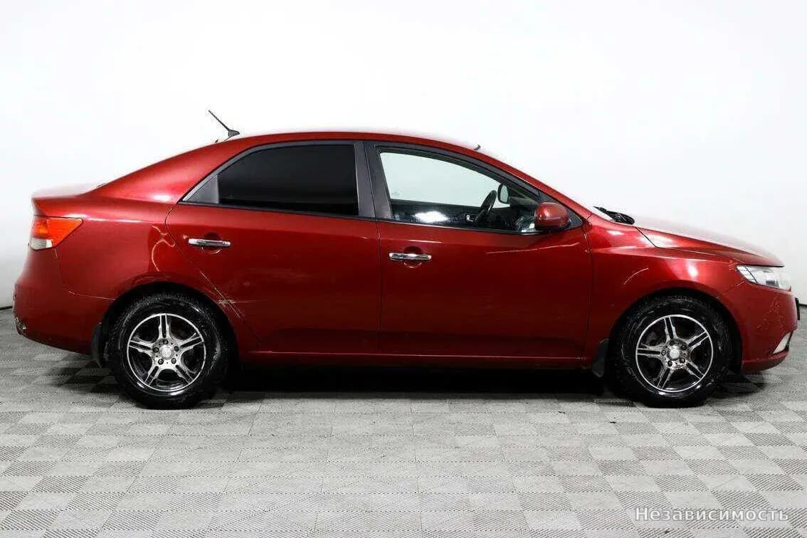 KIA Cerato 2012 с пробегом — фото 4