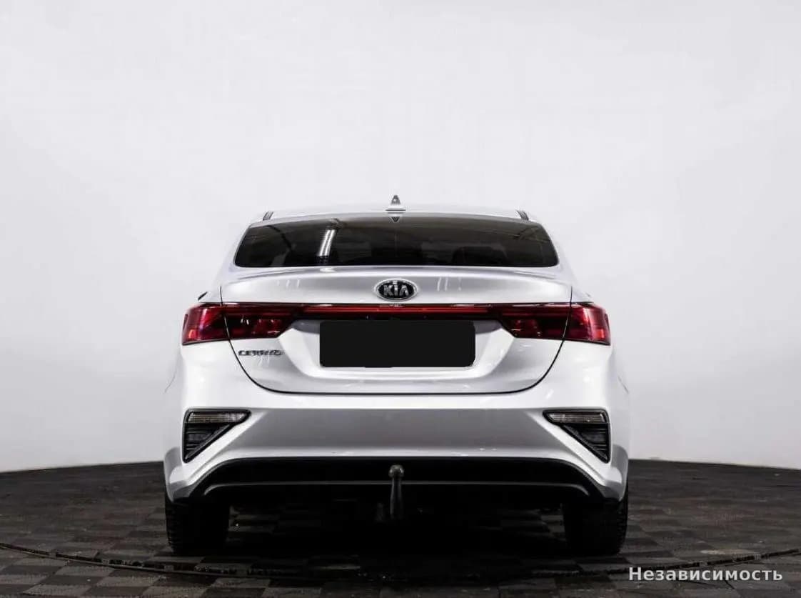 KIA Cerato 2019 с пробегом — фото 5