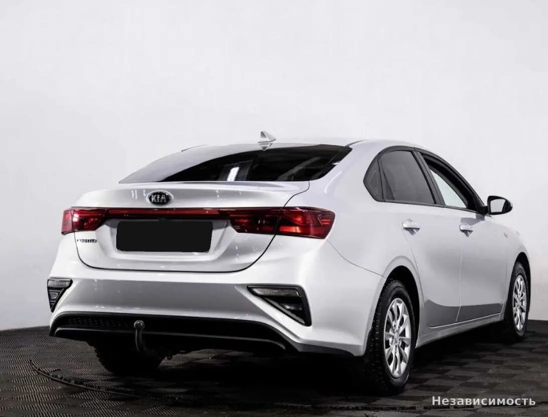 KIA Cerato 2019 с пробегом — фото 6