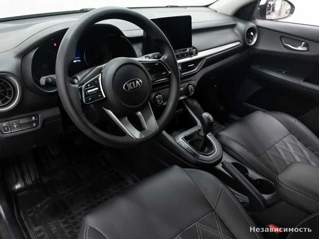 KIA Cerato 2019 с пробегом — фото 9