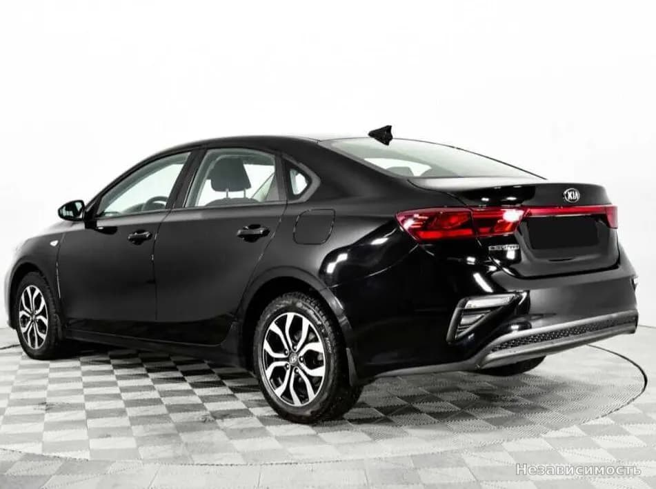 KIA Cerato 2019 с пробегом — фото 7