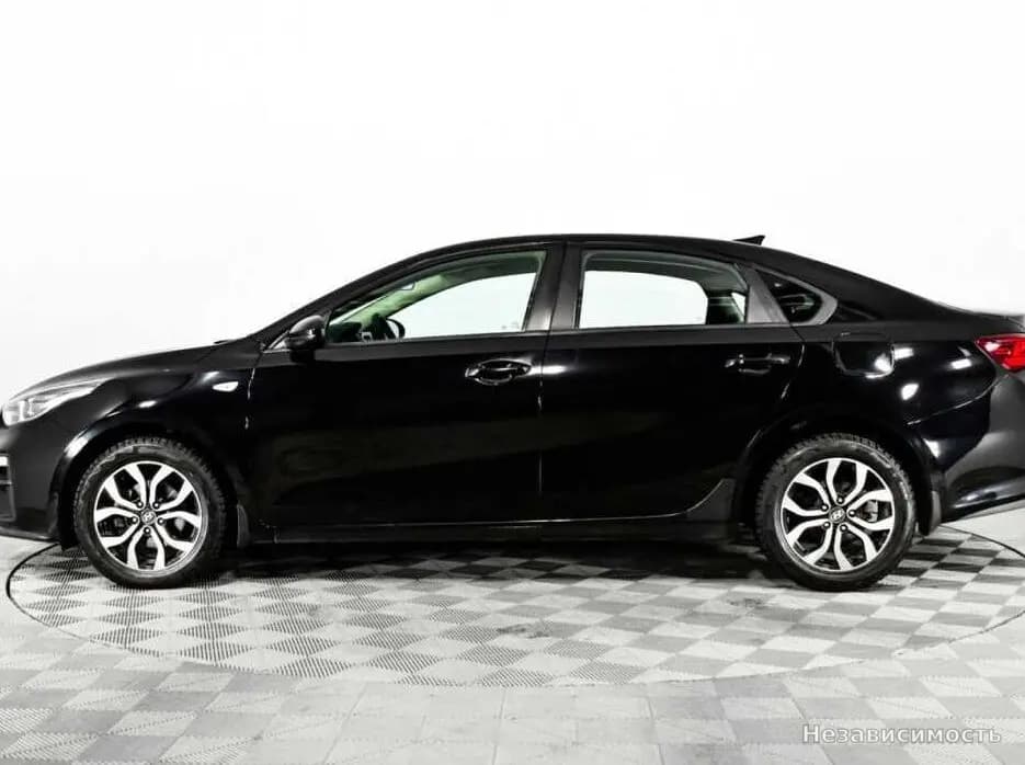KIA Cerato 2019 с пробегом — фото 8
