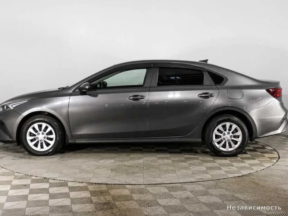 KIA Cerato 2022 с пробегом — фото 8