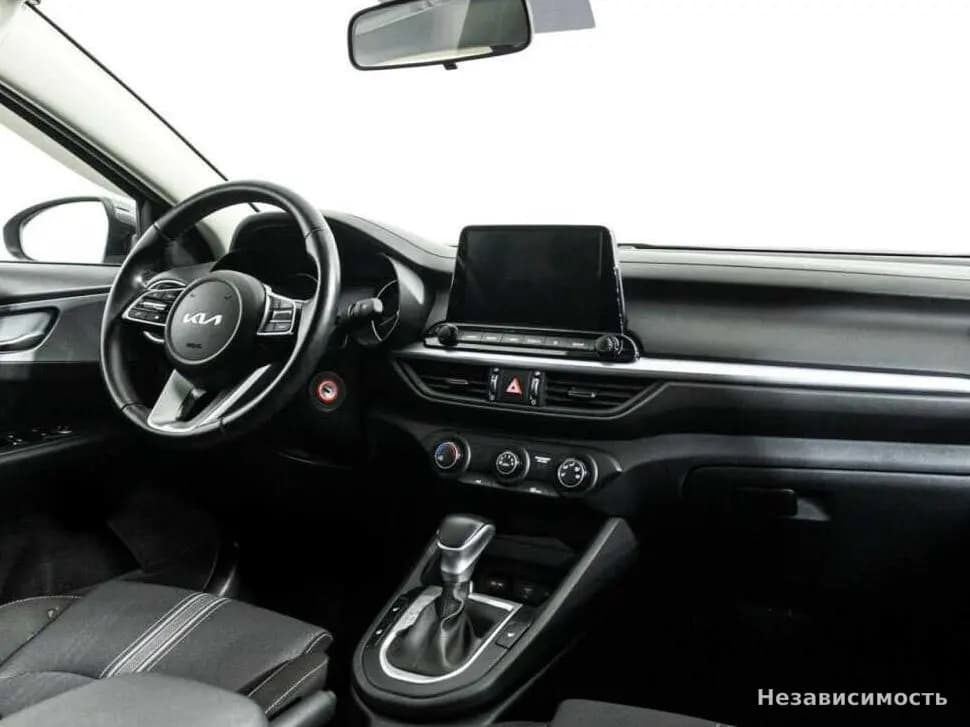 KIA Cerato 2022 с пробегом — фото 9