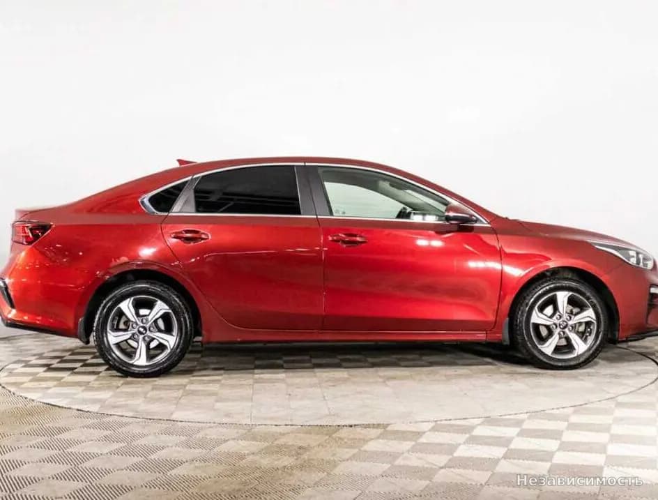 KIA Cerato 2019 с пробегом — фото 4