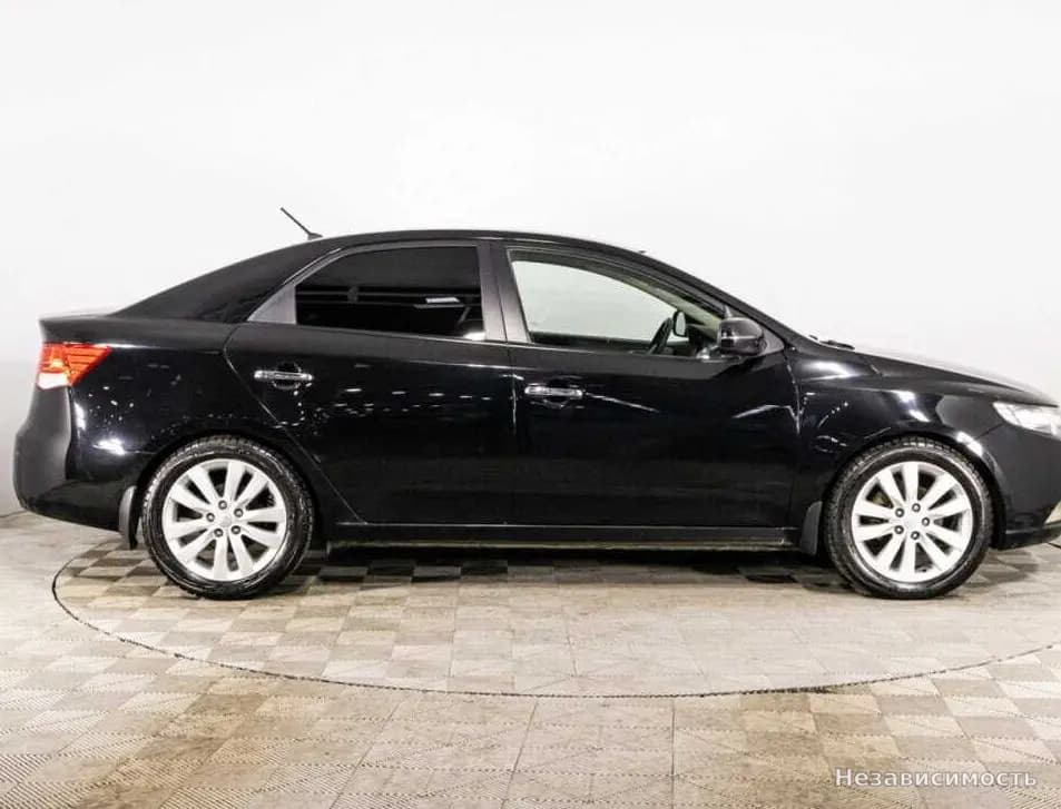 KIA Cerato 2012 с пробегом — фото 4