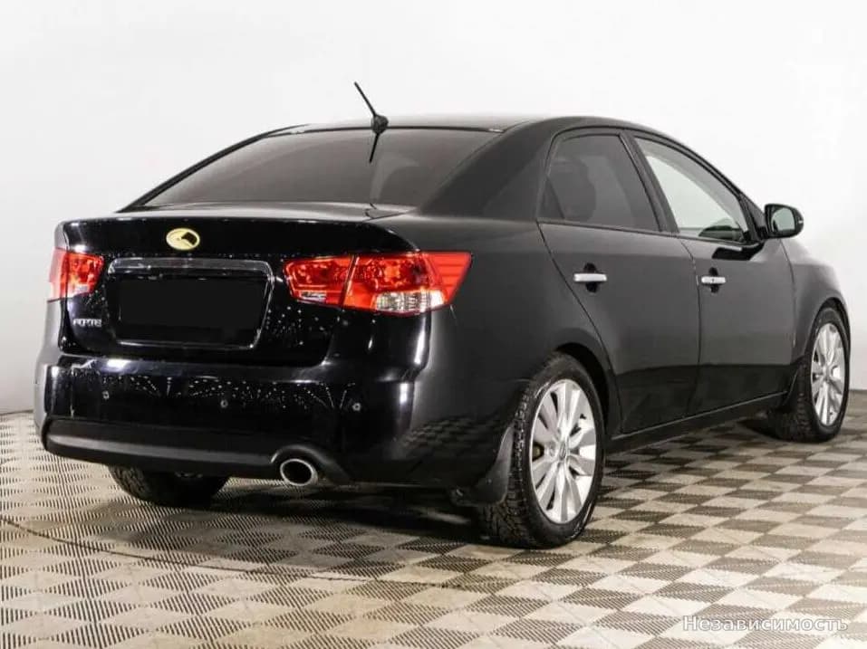 KIA Cerato 2012 с пробегом — фото 5