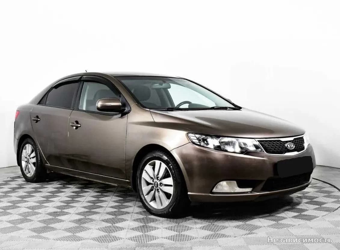 KIA Cerato 2012 с пробегом — фото 3