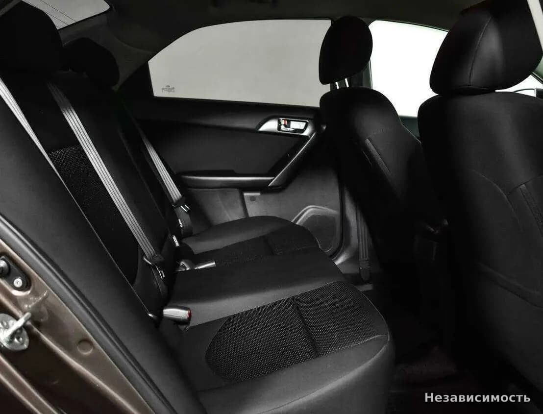 KIA Cerato 2012 с пробегом — фото 10
