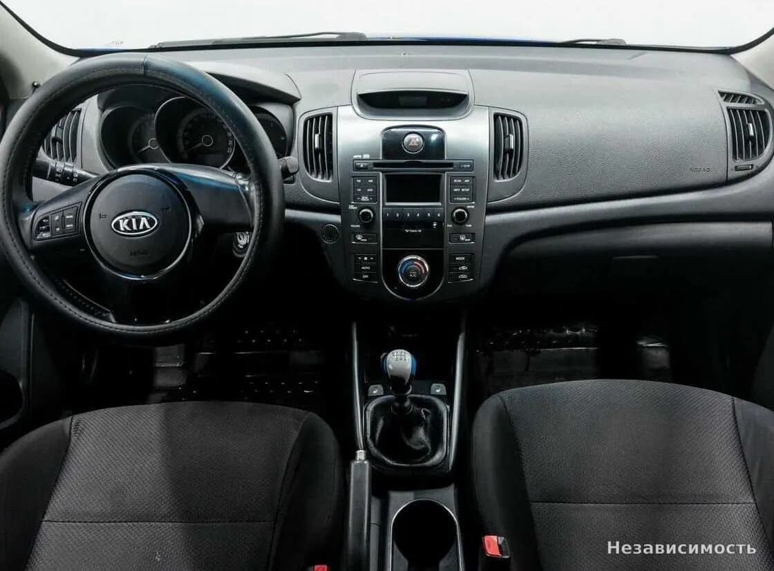 KIA Cerato 2012 с пробегом — фото 10