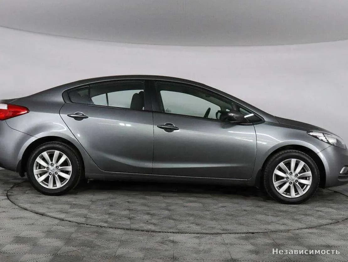 KIA Cerato 2014 с пробегом — фото 4