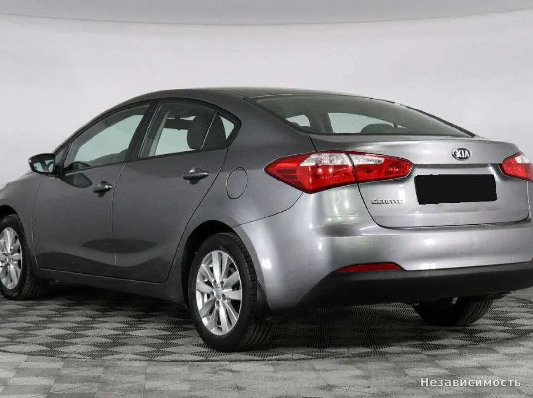 KIA Cerato 2014 с пробегом — фото 6