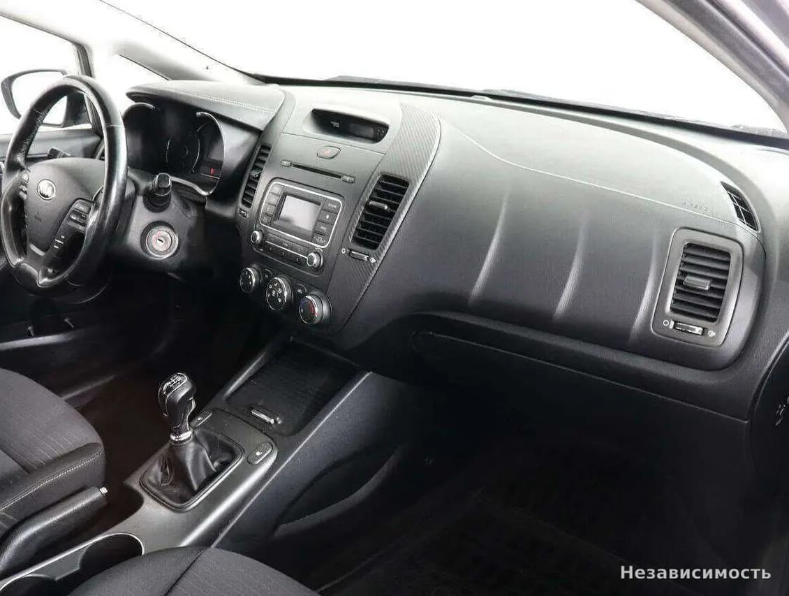 KIA Cerato 2014 с пробегом — фото 9