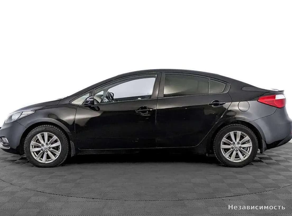 KIA Cerato 2015 с пробегом — фото 8
