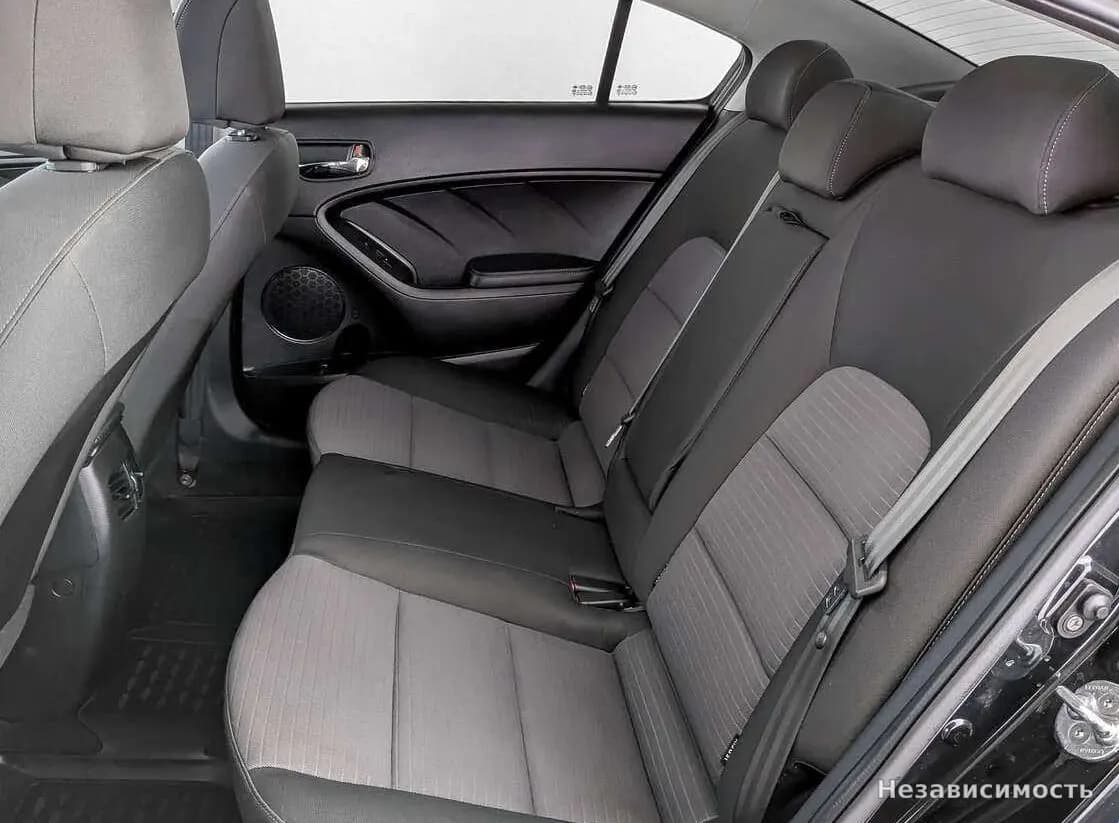 KIA Cerato 2015 с пробегом — фото 10