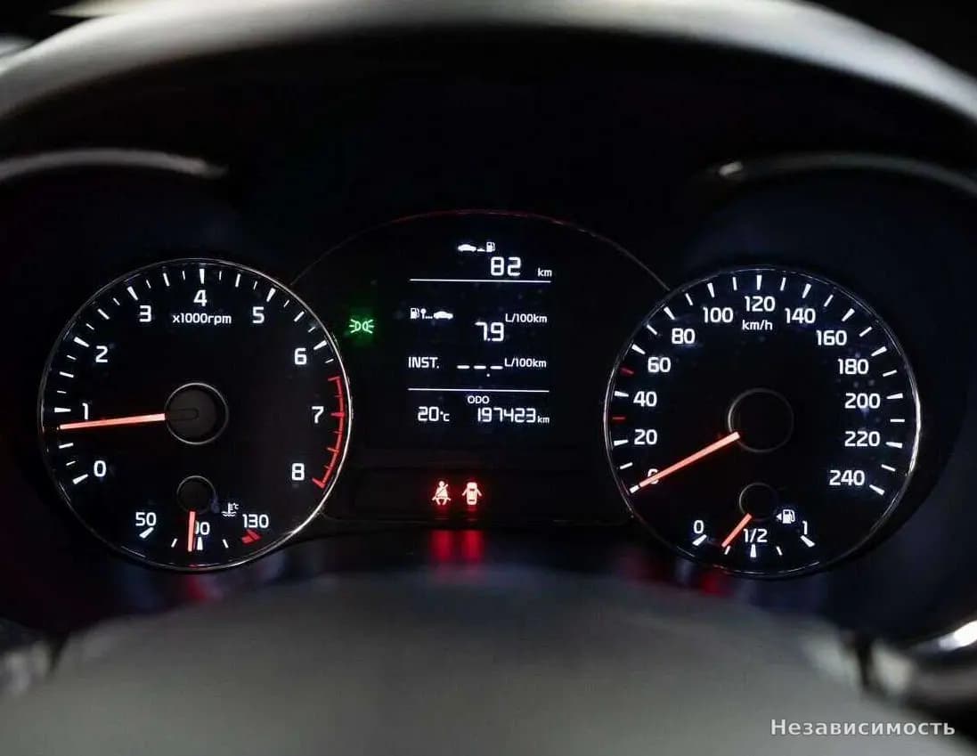 KIA Cerato 2017 с пробегом — фото 10