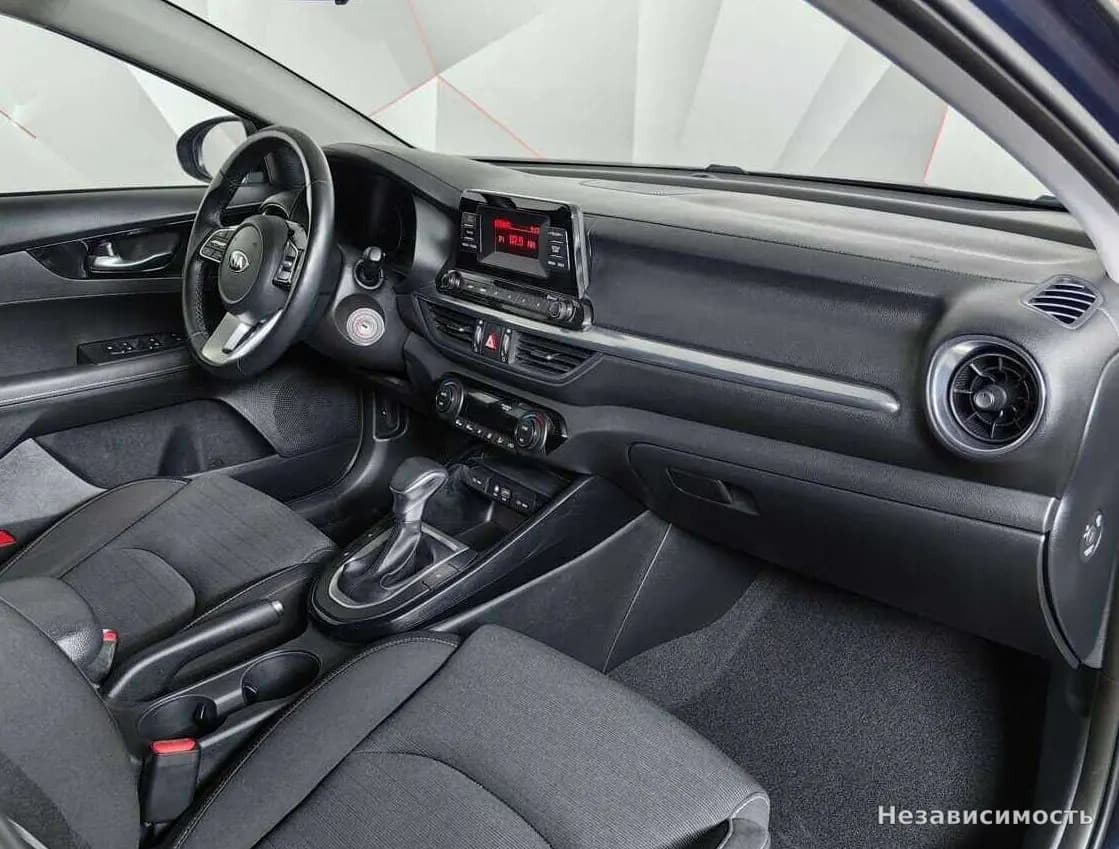 KIA Cerato 2019 с пробегом — фото 9