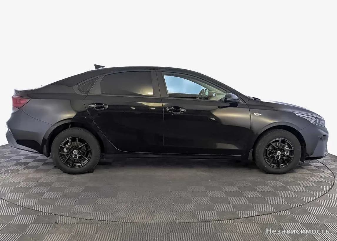 KIA Cerato 2022 с пробегом — фото 4