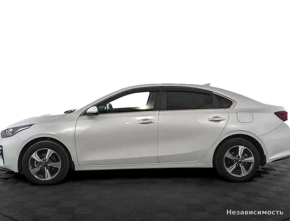KIA Cerato 2021 с пробегом — фото 8