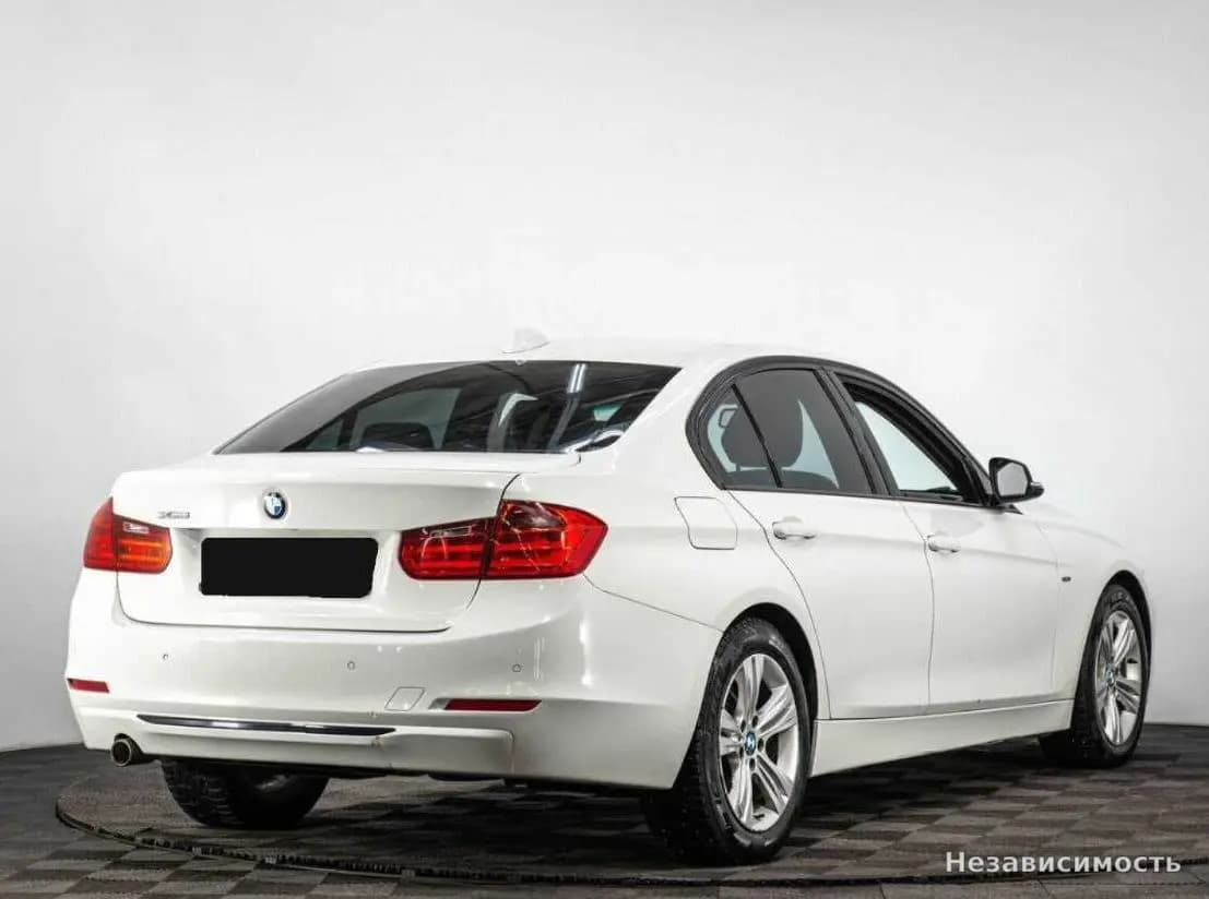 BMW 3 серии 2013 с пробегом — фото 4