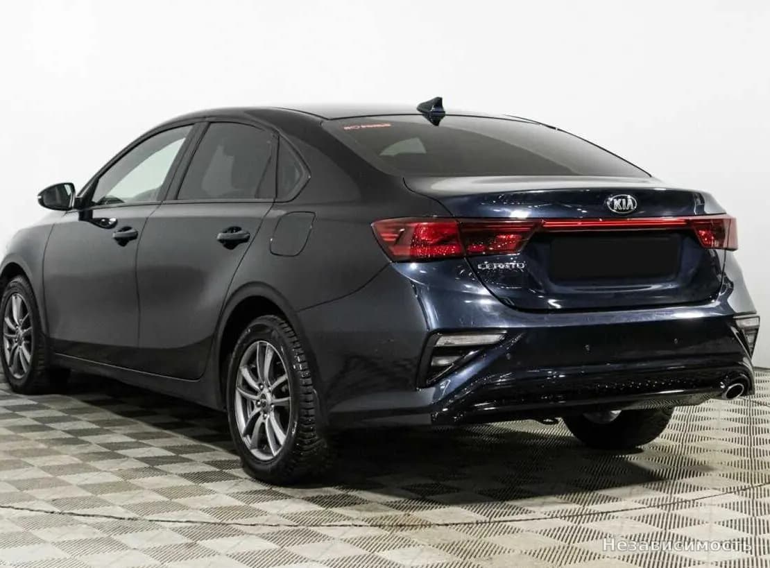 KIA Cerato 2018 с пробегом — фото 7