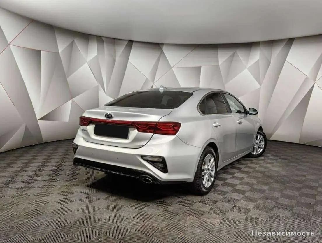 KIA Cerato 2019 с пробегом — фото 2