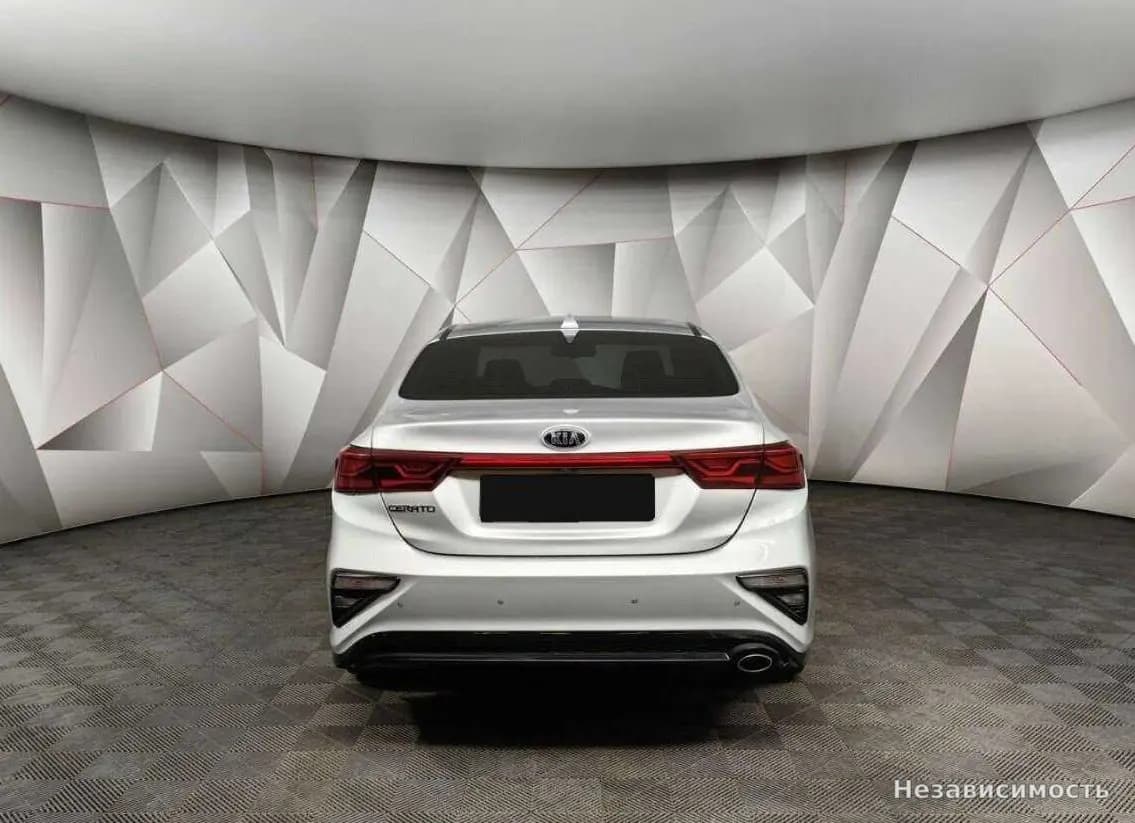 KIA Cerato 2019 с пробегом — фото 8