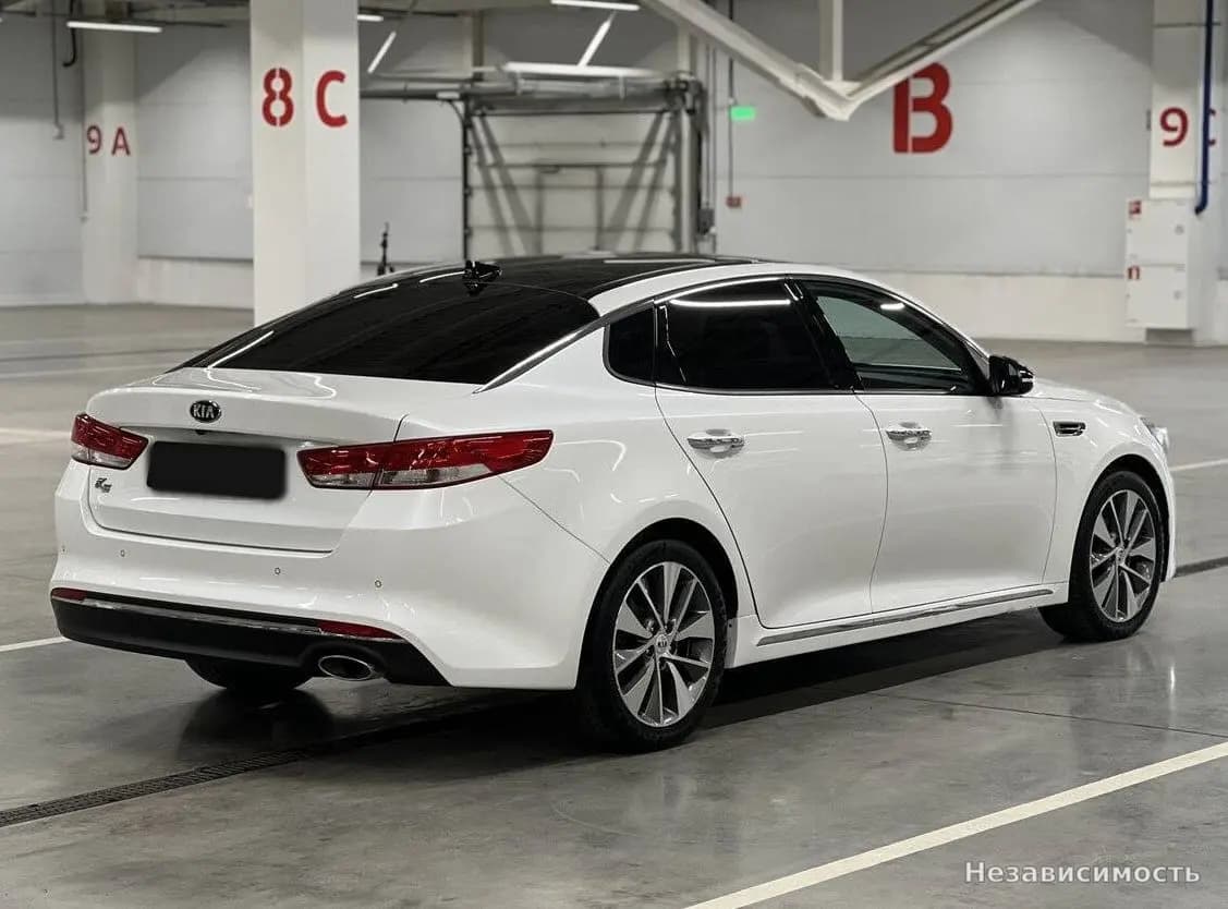 KIA K5 2017 с пробегом — фото 5