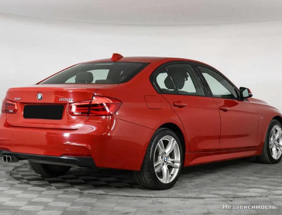 BMW 3 серии 2018 с пробегом — фото 2