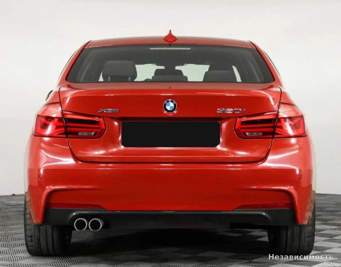 BMW 3 серии 2018 с пробегом — фото 4