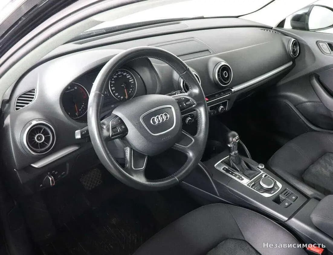 Audi A3 2015 с пробегом — фото 9
