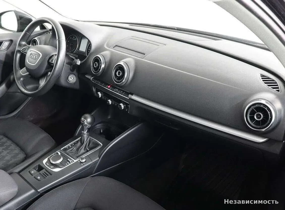 Audi A3 2015 с пробегом — фото 10