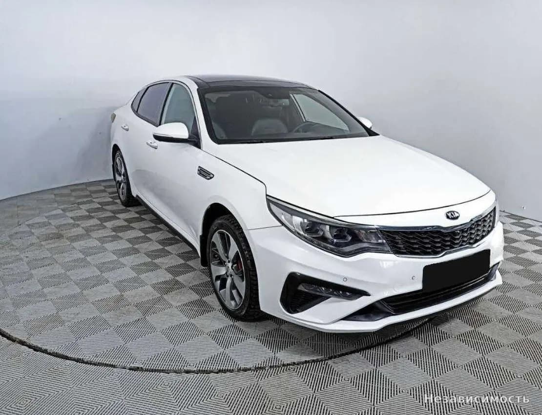 KIA Optima 2018 с пробегом — фото 3