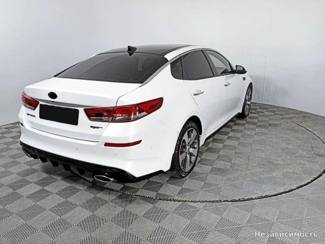 KIA Optima 2018 с пробегом — фото 5